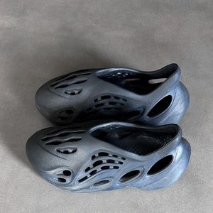 Yeezy Foam Runner 'Mineral Blue' -5